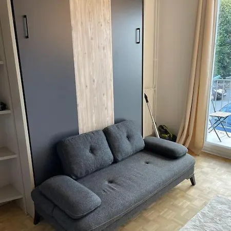 Charmante Studette Dans Un Quartier Tres Calme 公寓