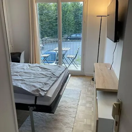 Charmante Studette Dans Un Quartier Tres Calme